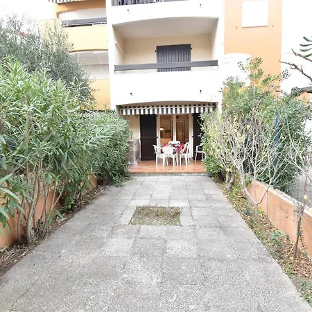 T2 Avec Jardin Proche Camargue Village F