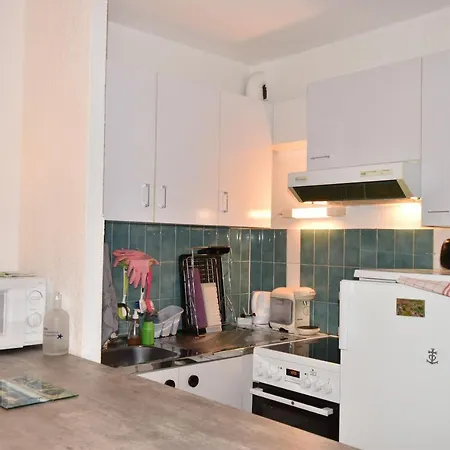 T2 Avec Jardin Proche Camargue Village F Apartment